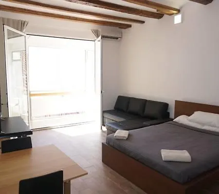 Spacious Doubleroom At Sants Barcelona