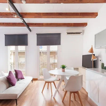 Spacious Doubleroom Apartment At Sants * Barcelona
